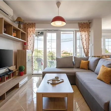 Popovic Apartment Pula