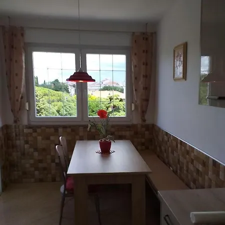 Popovic Апартаменты Пула