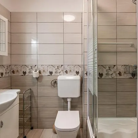 Popovic Апартаменты *