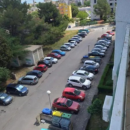 Popovic Апартаменты *