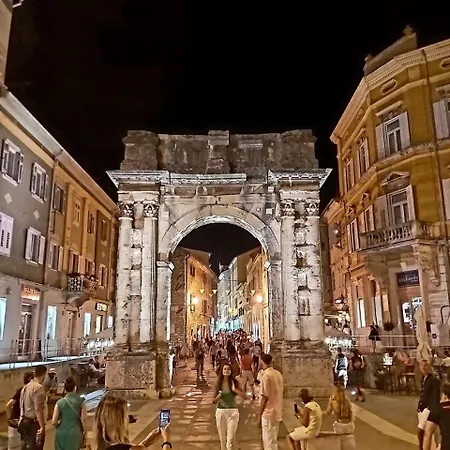 Апартаменты Popovic Пула